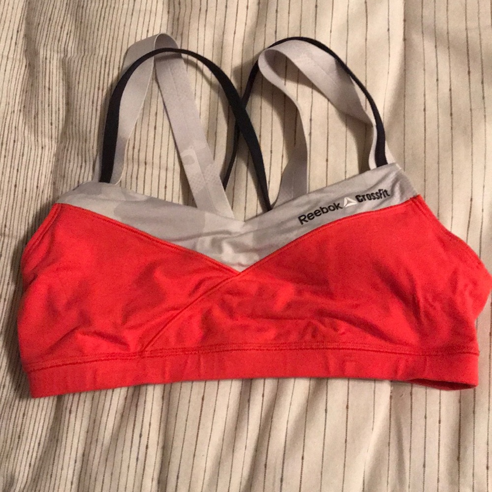 Sports bra